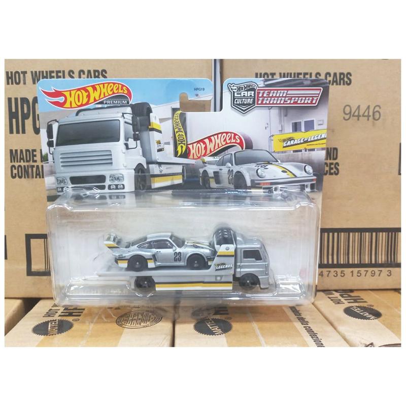 Hot Wheels Legends Tour Team Transport Porsche 934.5 Mattel